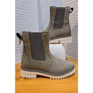 L.L.Bean Women's Camden Hill Chelsea Boot 7M Maine Suede Slip-On NWT Preppy